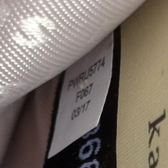 Kate Spade Black Floral Patent Wristlet - Picture 7 of 15